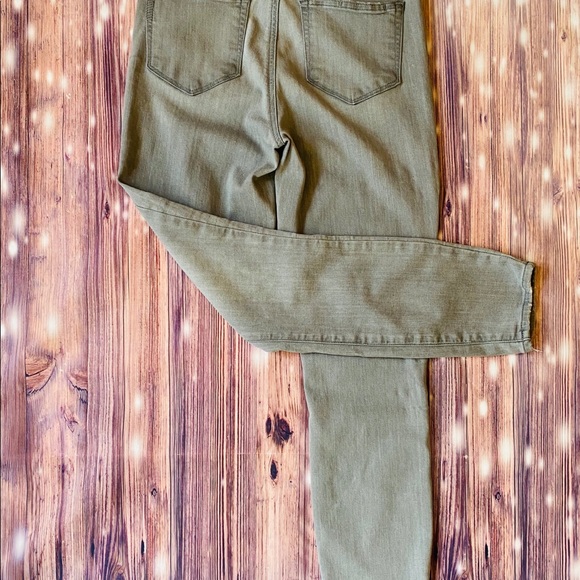 PAIGE jeans - Picture 7 of 8